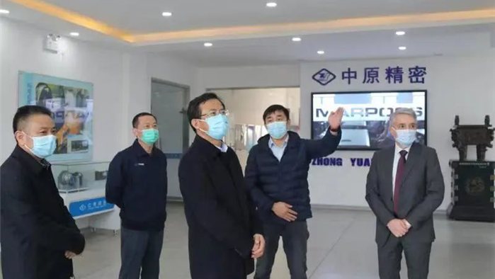 市委副書(shū)記、組織部長(zhǎng)丁同民來(lái)我司進(jìn)行調(diào)研